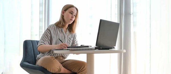 Formation digitale : opportunités, établissements renommés et diplômes